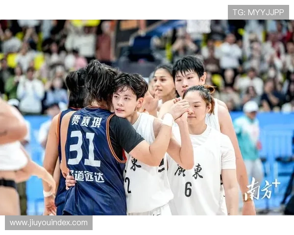 广东女曲2比1胜重庆，主场气势助球队晋级